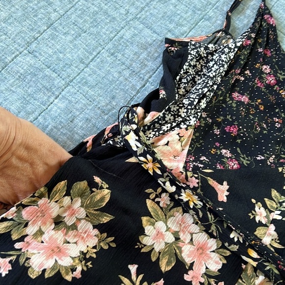AMERICAN EAGLE Floral Boho Jumpsuit| L - Picture 5 of 13